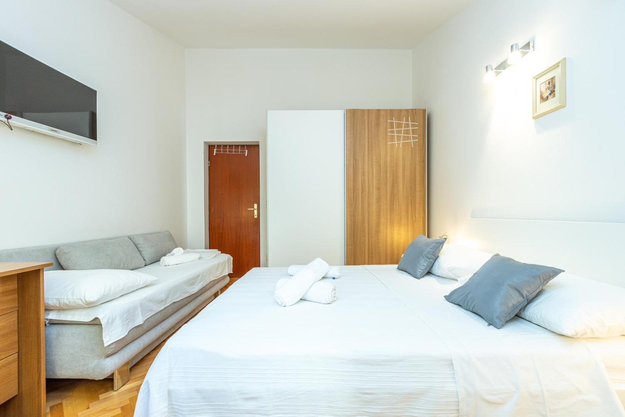 Apartments By The Sea Duce, Omis - 946 Quarto foto